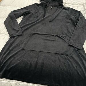 Torrid 1X thick velour velvet vneck hoodie dress